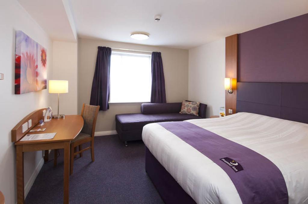 Premier Inn Sevenoaks/Maidstone Kültér fotó