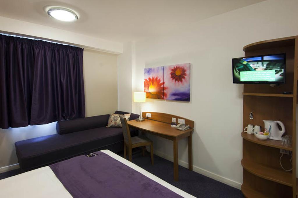 Premier Inn Sevenoaks/Maidstone Kültér fotó