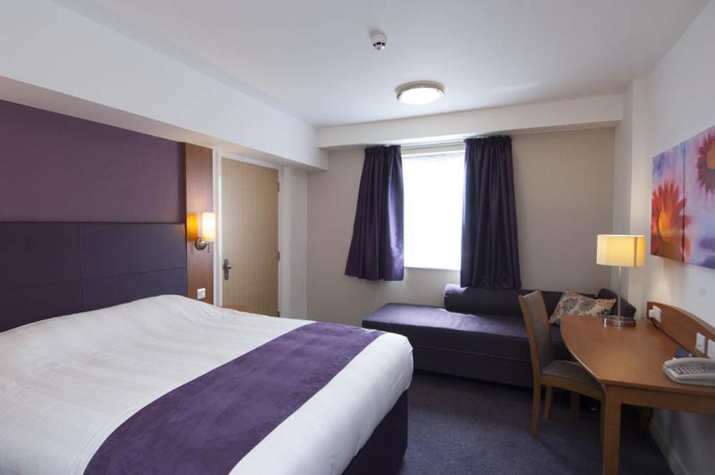 Premier Inn Sevenoaks/Maidstone Kültér fotó